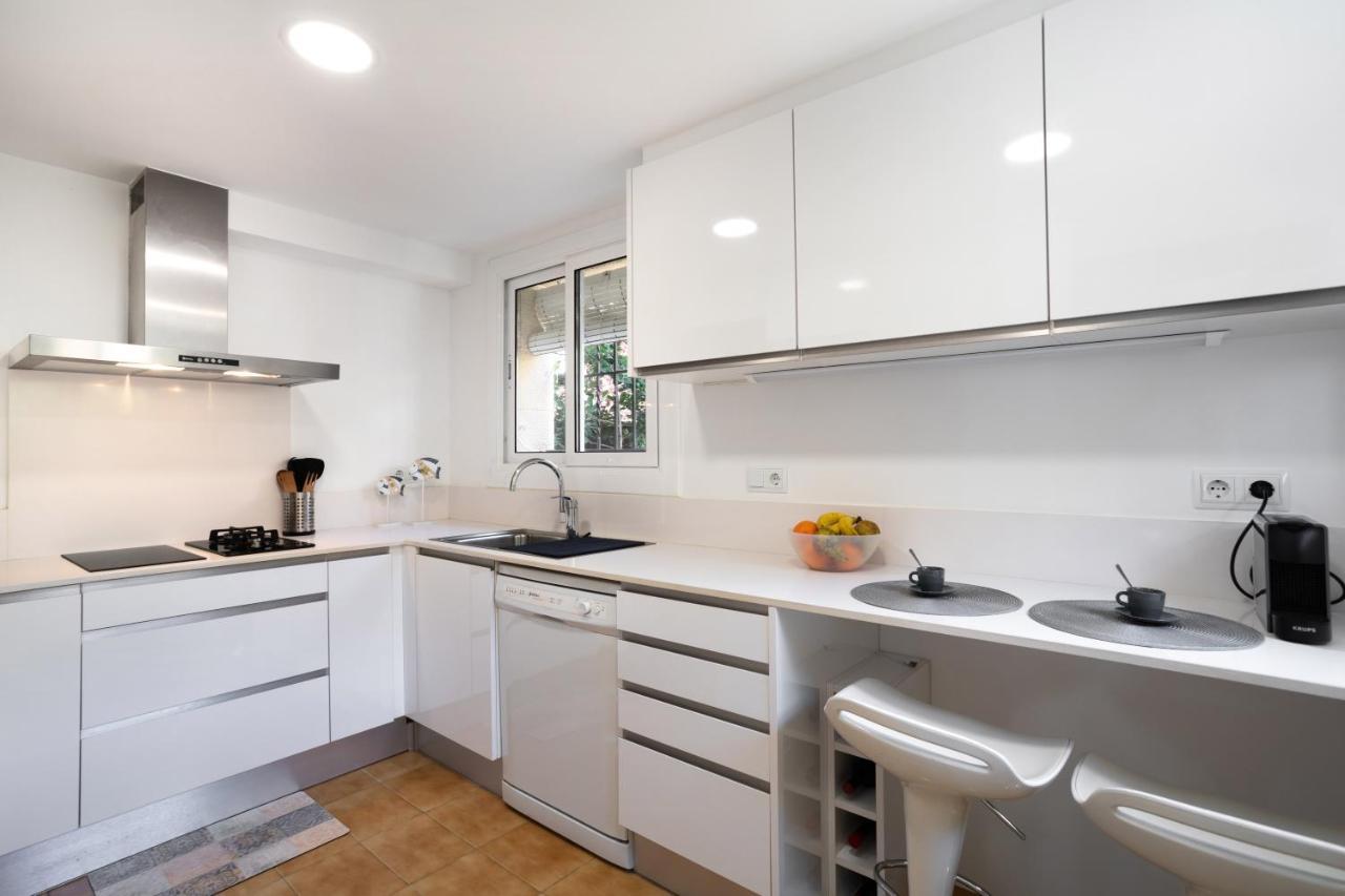 Bonita Casa Adosada Con Jardin Privado Y Piscina Comunitaria Calella De Palafrugell Kültér fotó