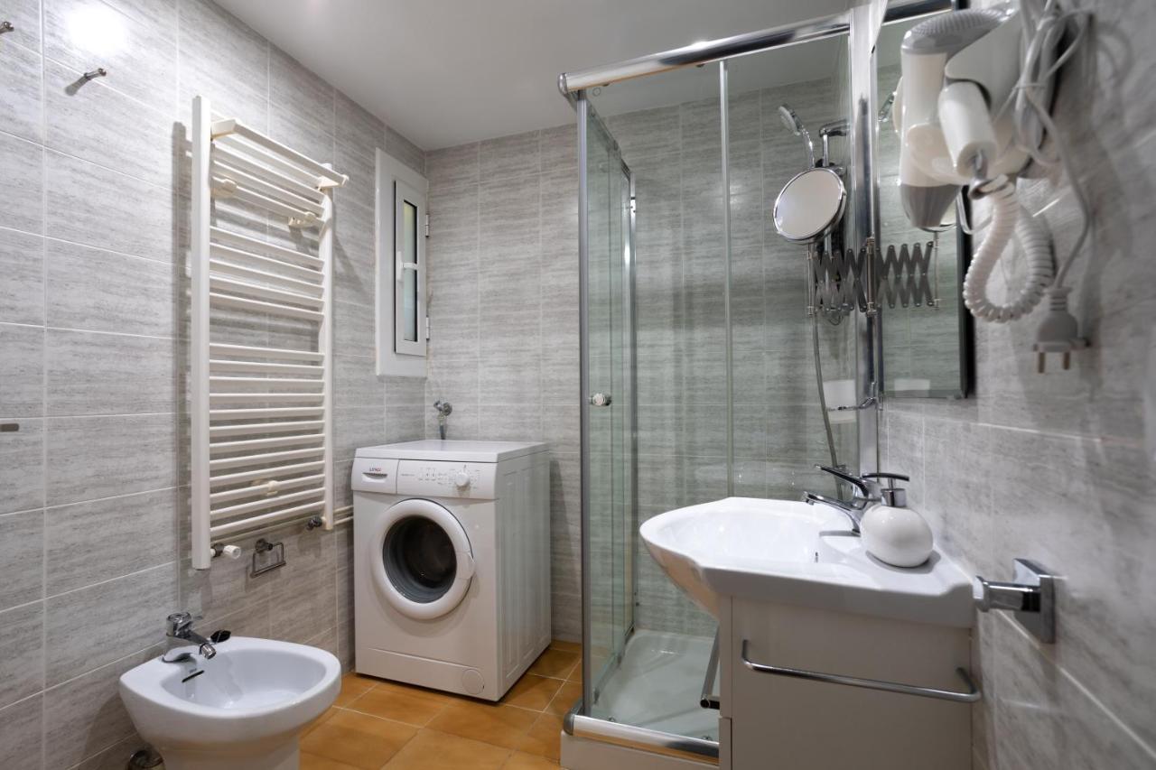 Bonita Casa Adosada Con Jardin Privado Y Piscina Comunitaria Calella De Palafrugell Kültér fotó