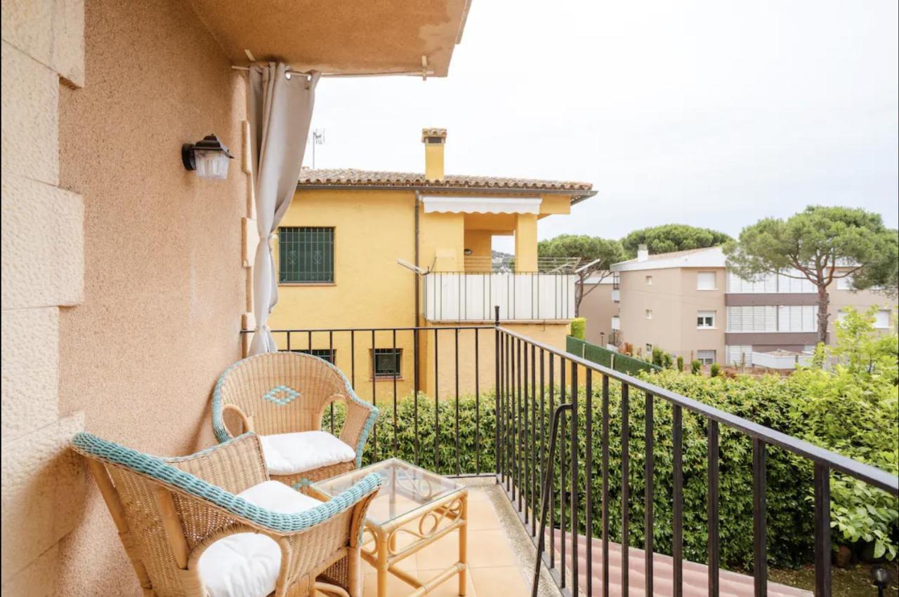Bonita Casa Adosada Con Jardin Privado Y Piscina Comunitaria Calella De Palafrugell Kültér fotó