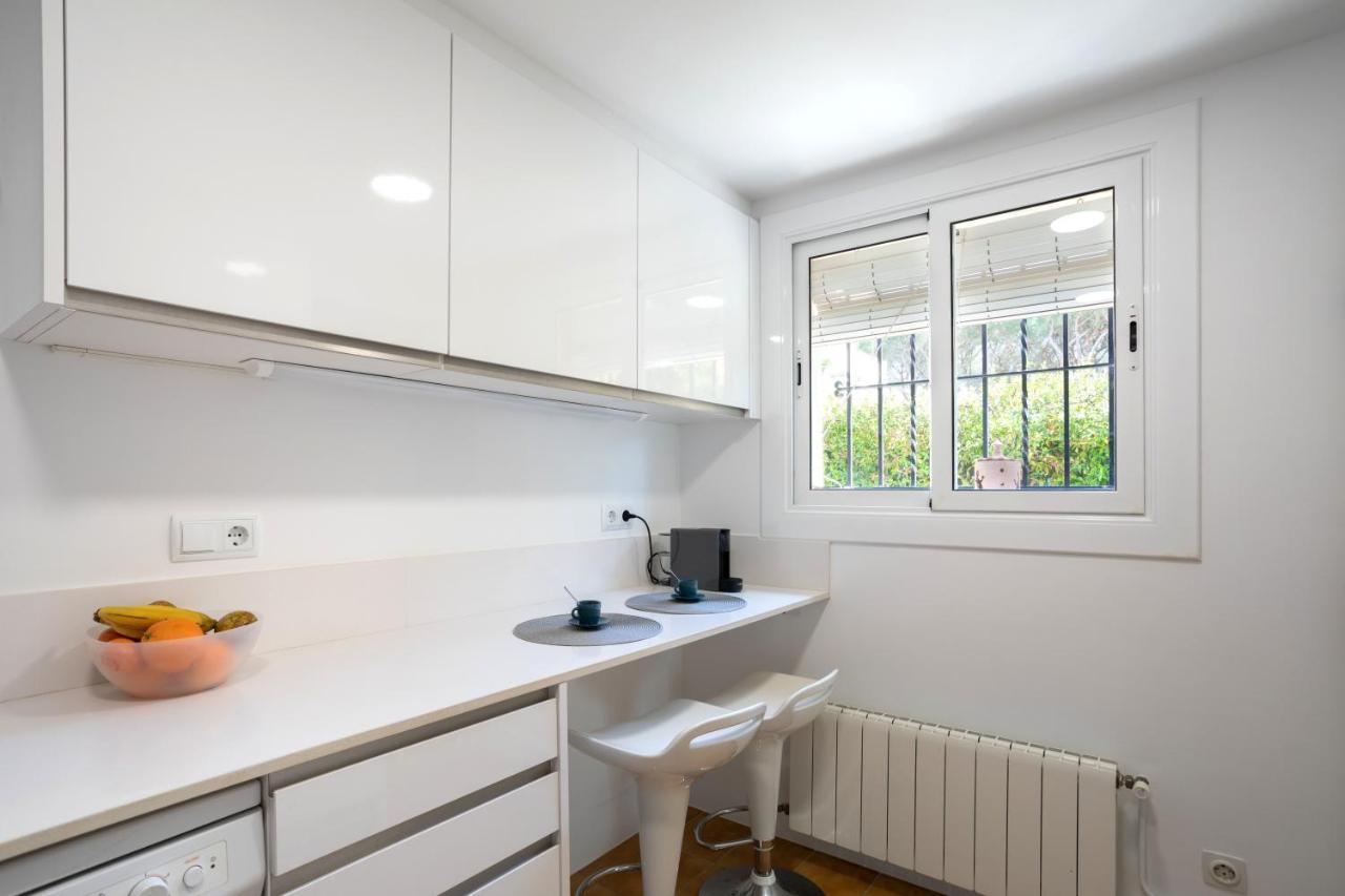 Bonita Casa Adosada Con Jardin Privado Y Piscina Comunitaria Calella De Palafrugell Kültér fotó