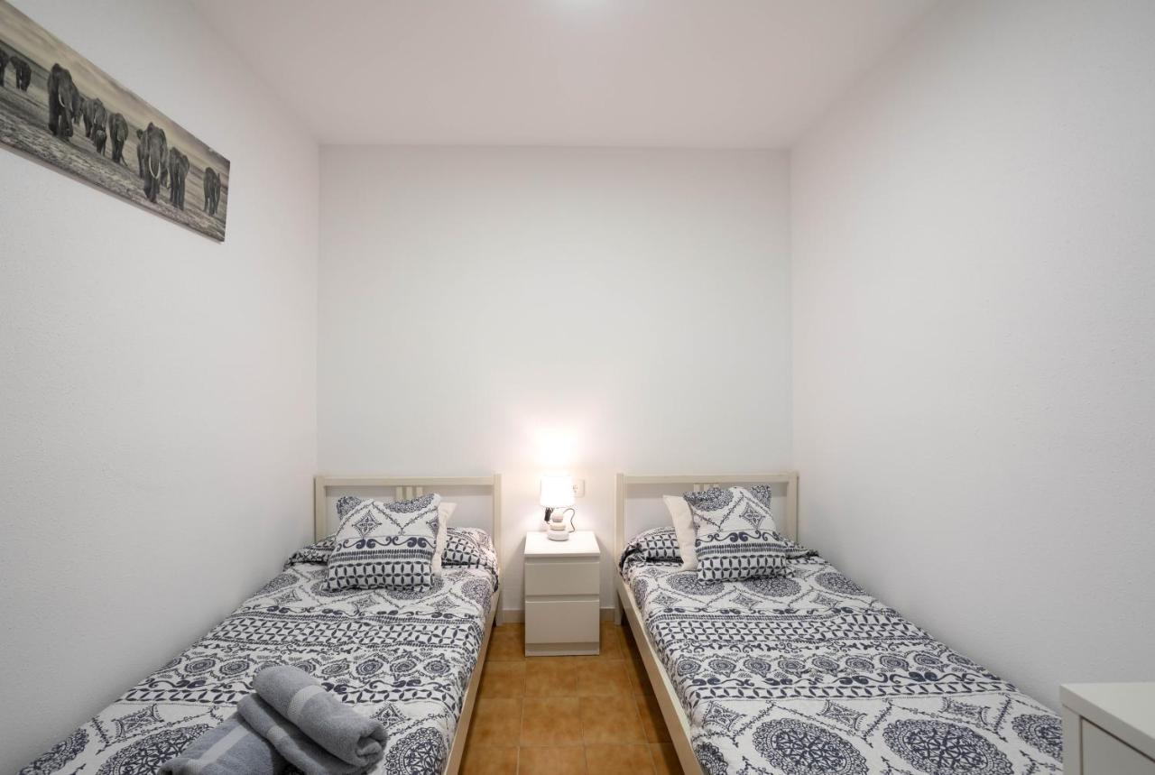 Bonita Casa Adosada Con Jardin Privado Y Piscina Comunitaria Calella De Palafrugell Kültér fotó