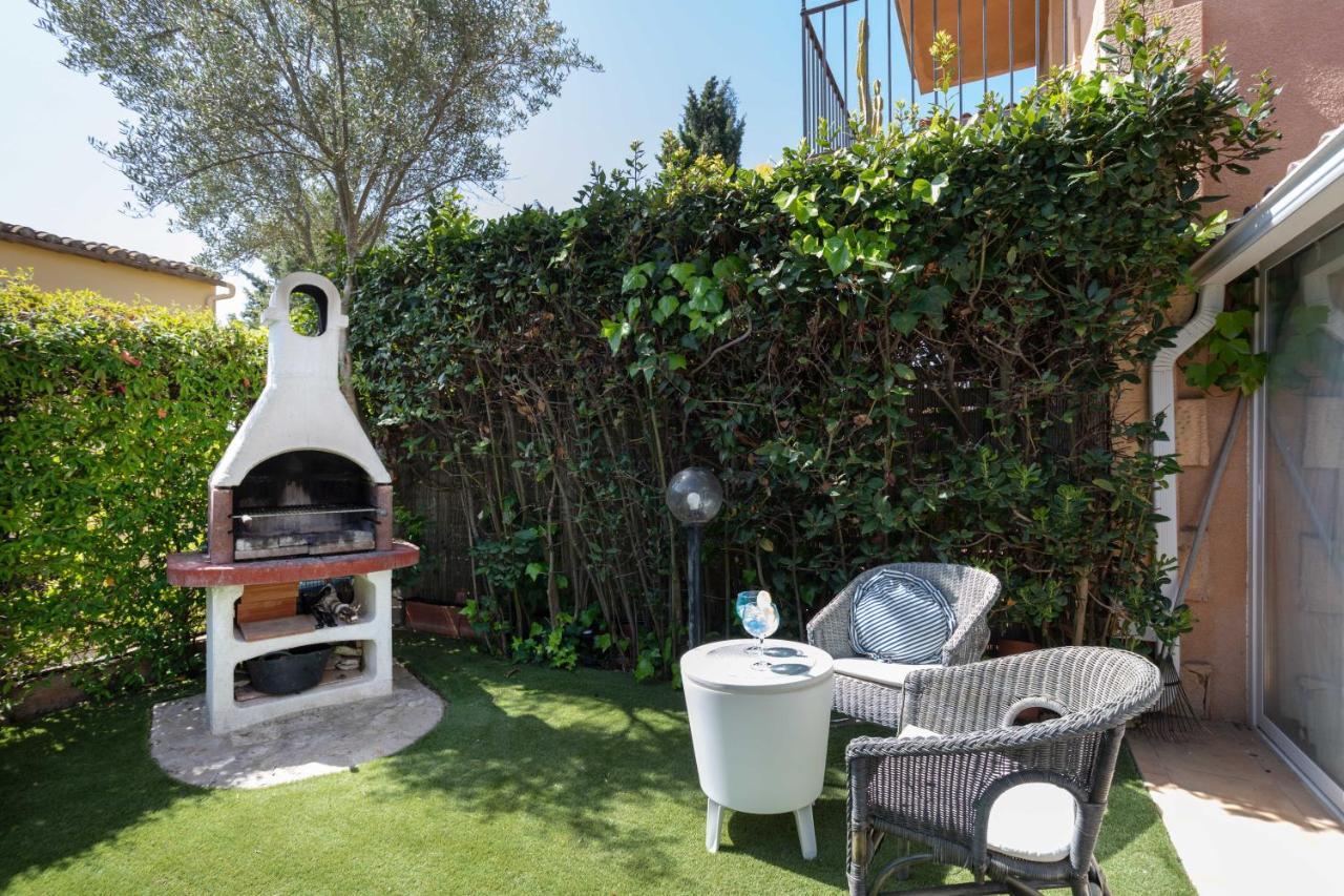 Bonita Casa Adosada Con Jardin Privado Y Piscina Comunitaria Calella De Palafrugell Kültér fotó