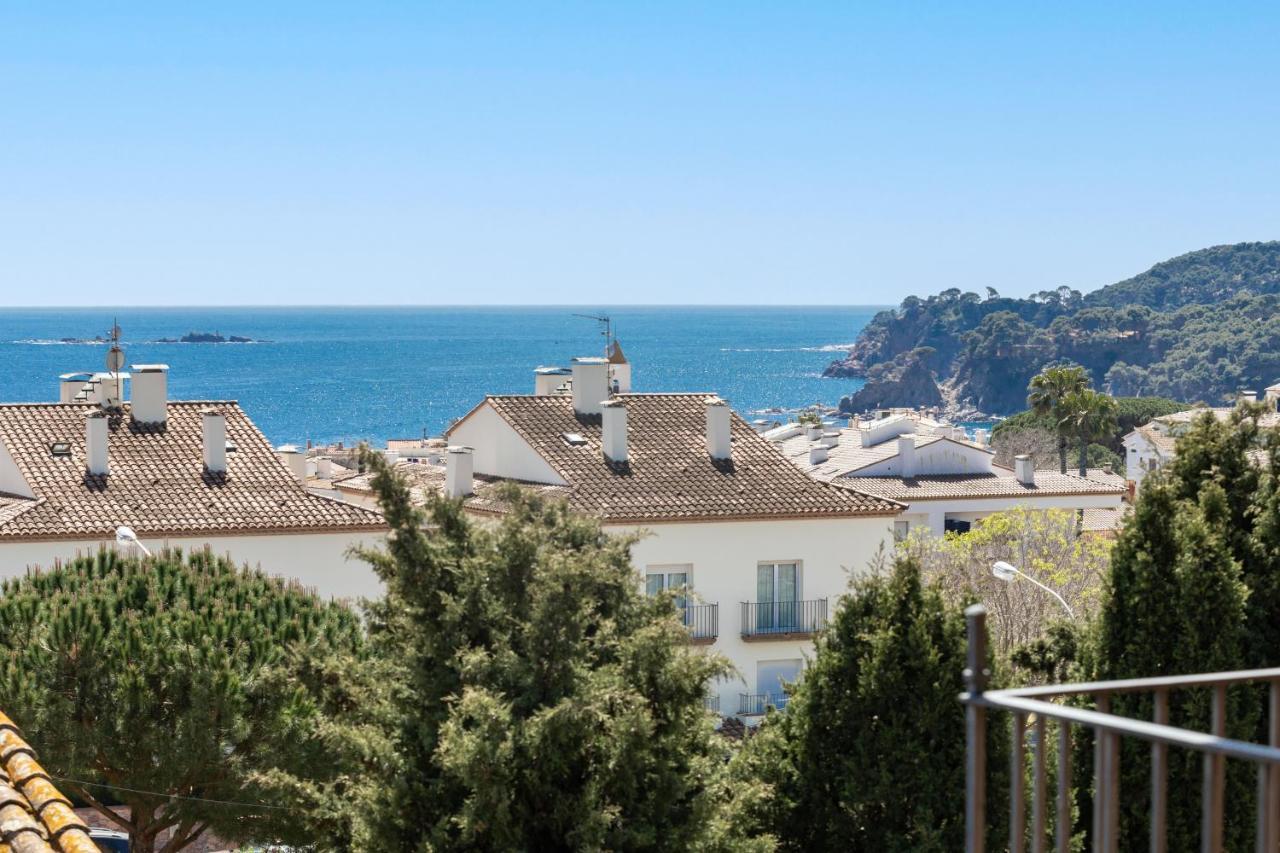 Bonita Casa Adosada Con Jardin Privado Y Piscina Comunitaria Calella De Palafrugell Kültér fotó